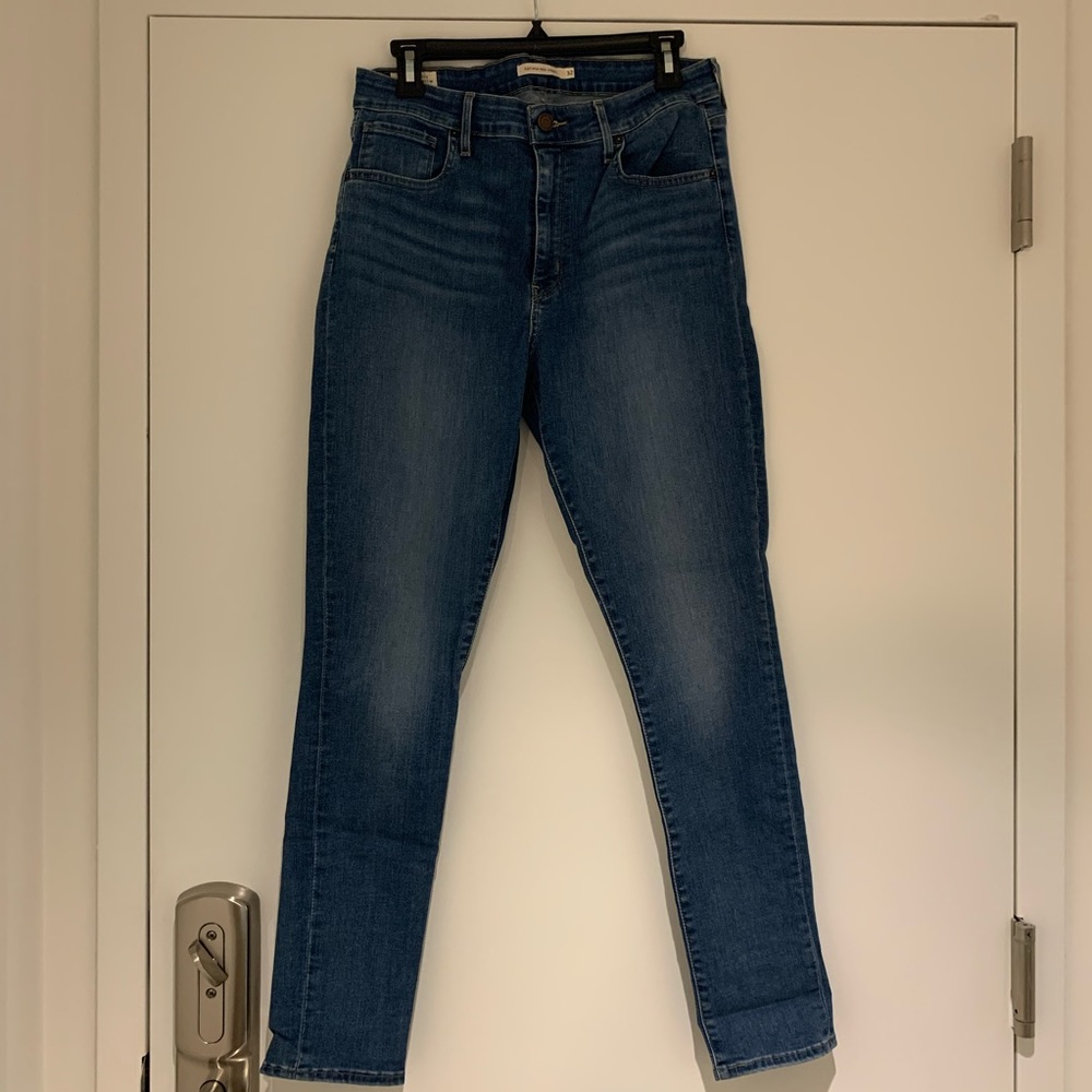 Levi’s 721 High Rose Skinny Jeans